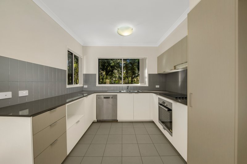 Photo - 34/1 Ringuet Close, Glen Eden QLD 4680 - Image 6