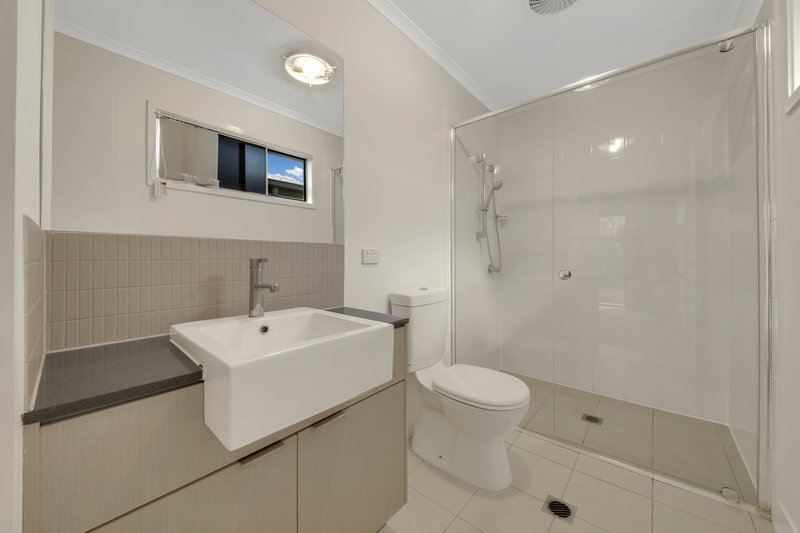 Photo - 34/1 Ringuet Close, Glen Eden QLD 4680 - Image 13