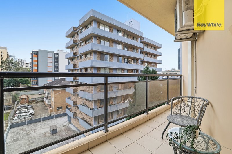 Photo - 34/105-107 Church Street, Parramatta NSW 2150 - Image 7