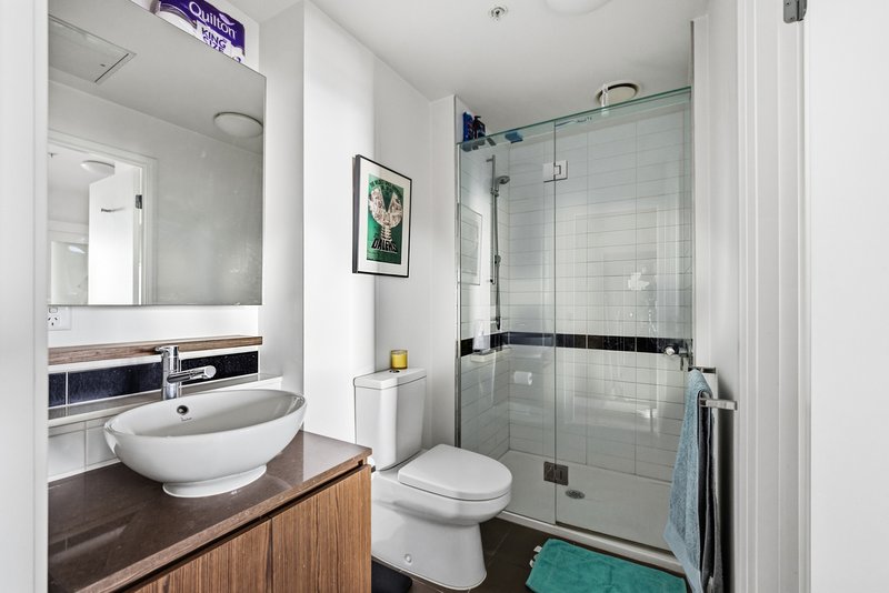 Photo - 3411/350 William Street, Melbourne VIC 3000 - Image 4