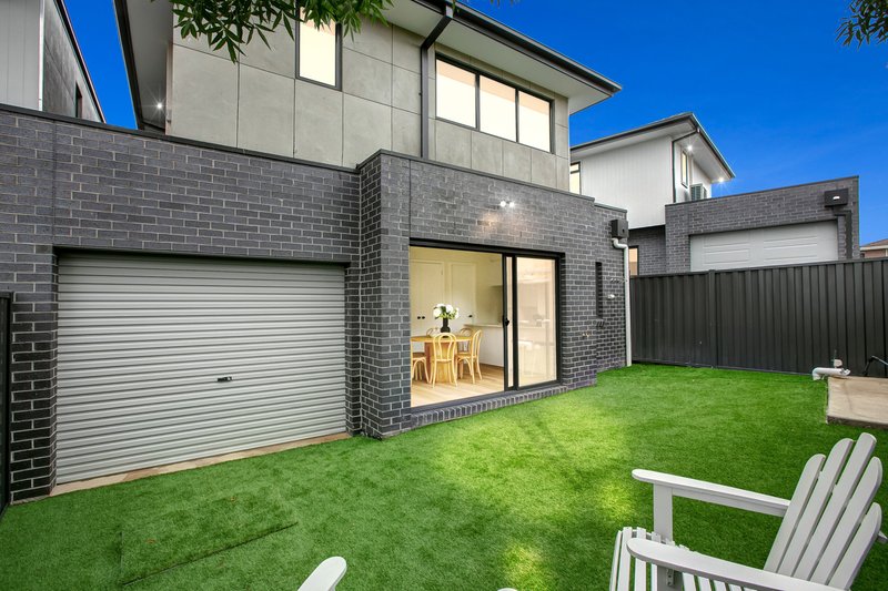 Photo - 3/42 Gisborne Crescent, Reservoir VIC 3073 - Image 27