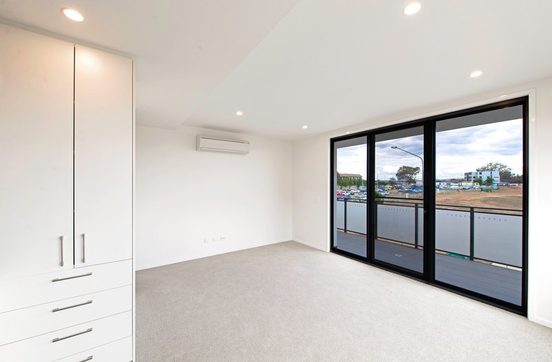 Photo - 34/2 Hinder Street, Gungahlin ACT 2912 - Image 6