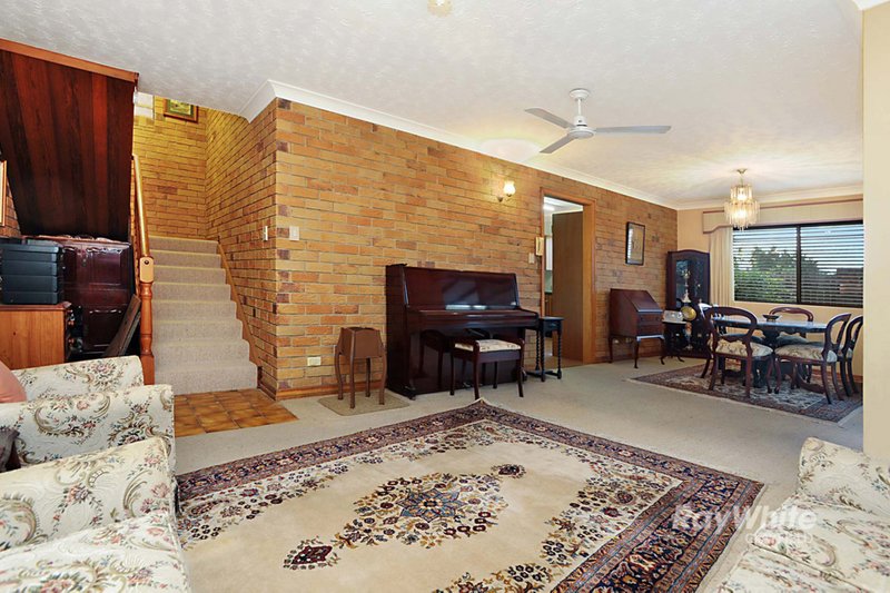 Photo - 3/42 Roseby Avenue, Clayfield QLD 4011 - Image 2