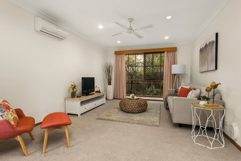 Photo - 3/42 Ryan Street, Northcote VIC 3070 - Image 2