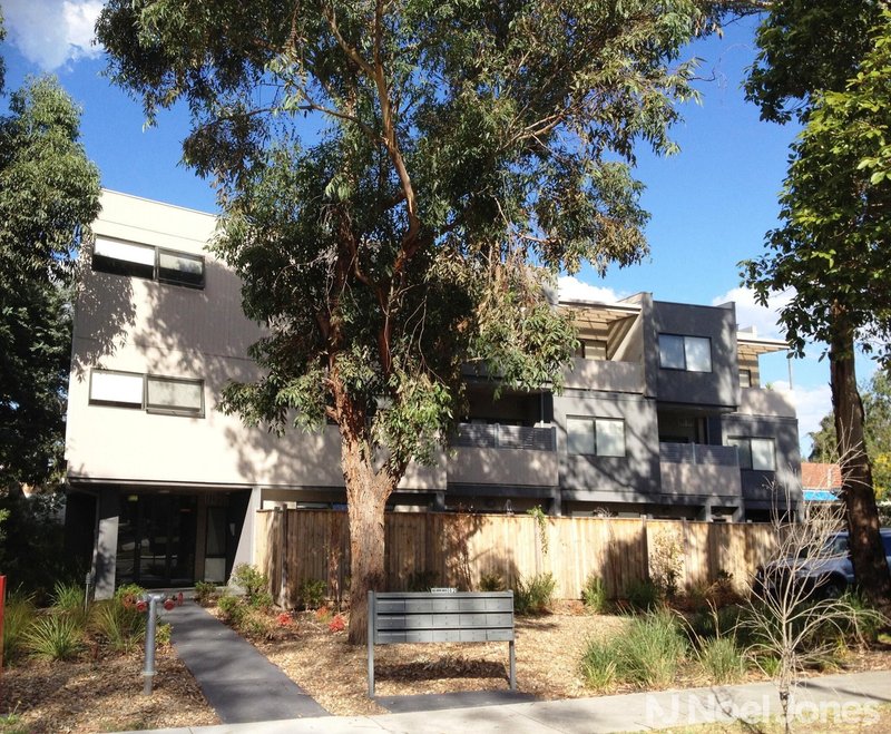 Photo - 3/42 Sherbrook Avenue, Ringwood VIC 3134 - Image 1