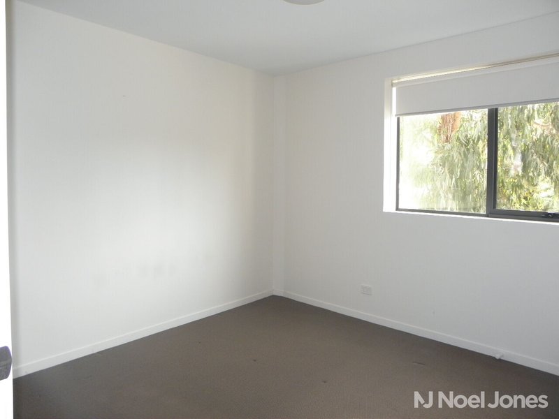 Photo - 3/42 Sherbrook Avenue, Ringwood VIC 3134 - Image 7