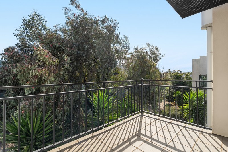 Photo - 34/21-29 Trickey Avenue, Sydenham VIC 3037 - Image 6