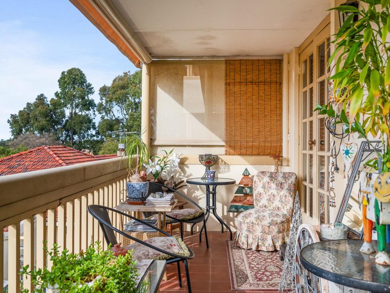 Photo - 34/22 Nile Street, East Perth WA 6004 - Image 5