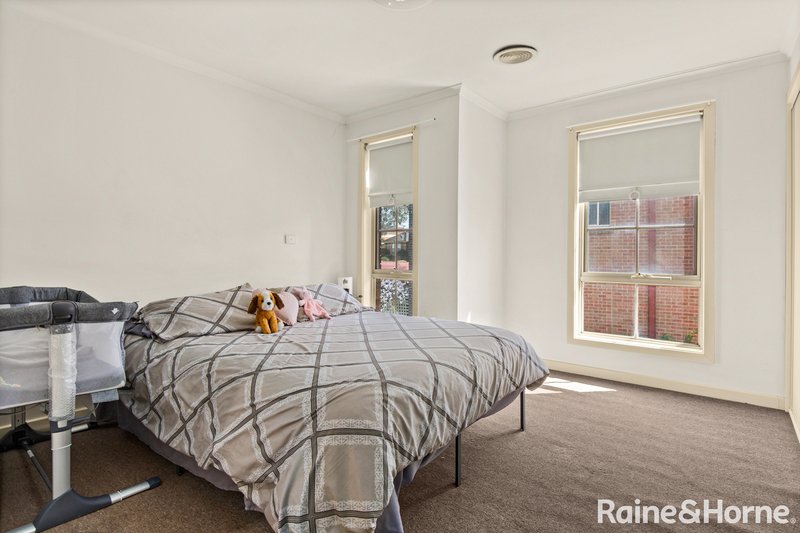 Photo - 34/22 The Ridge, Roxburgh Park VIC 3064 - Image 9