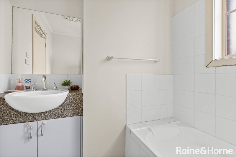 Photo - 34/22 The Ridge, Roxburgh Park VIC 3064 - Image 11