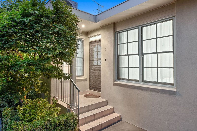 Photo - 3/425 Barkers Road, Kew VIC 3101 - Image 3