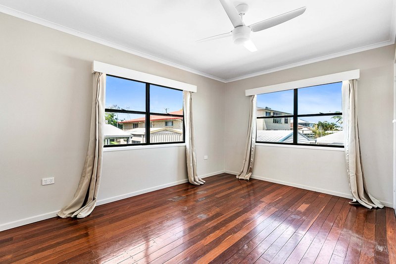 Photo - 343 Boat Harbour Drive, Scarness QLD 4655 - Image 9