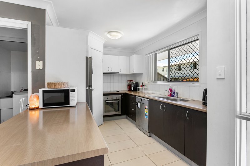 Photo - 3/43 Brisbane Crescent, Deception Bay QLD 4508 - Image 4