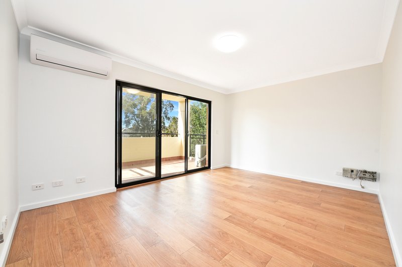 Photo - 3/43 Hornsey Road, Homebush West NSW 2140 - Image 2