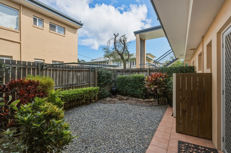 Photo - 3/43 Hunter Street, Greenslopes QLD 4120 - Image 8