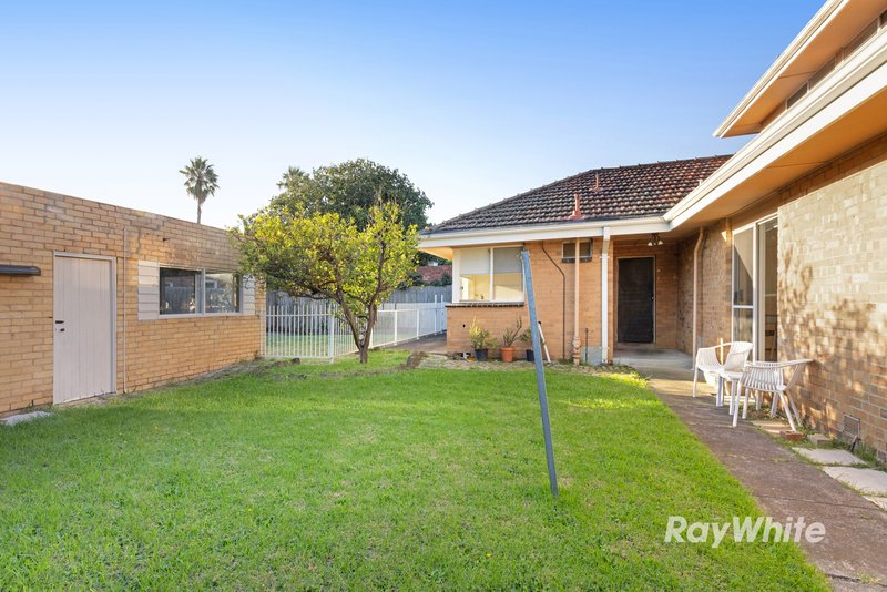 Photo - 343 Koornang Road, Ormond VIC 3204 - Image 8