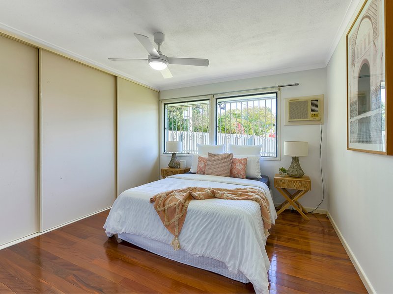 Photo - 343 Maundrell Terrace, Aspley QLD 4034 - Image 8