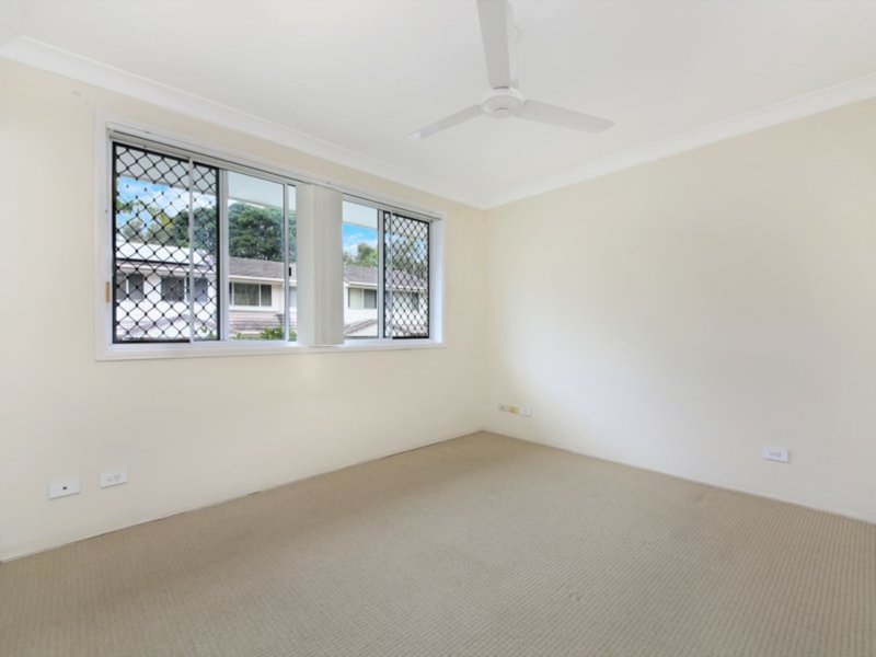 Photo - 34/33 Edmund Rice Drive, Southport QLD 4215 - Image 6