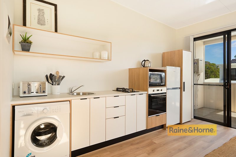 Photo - 3/433 Ocean Beach Road, Umina Beach NSW 2257 - Image 5