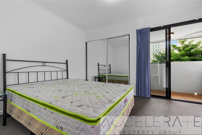 Photo - 34/336 Boundary Street, Spring Hill QLD 4000 - Image 12