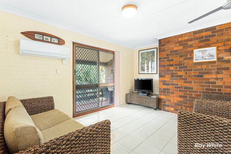 Photo - 3/44 Ferguson Street, Emu Park QLD 4710 - Image 4