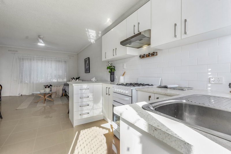 Photo - 3/444-448 Sir Donald Bradman Drive, Brooklyn Park SA 5032 - Image 2