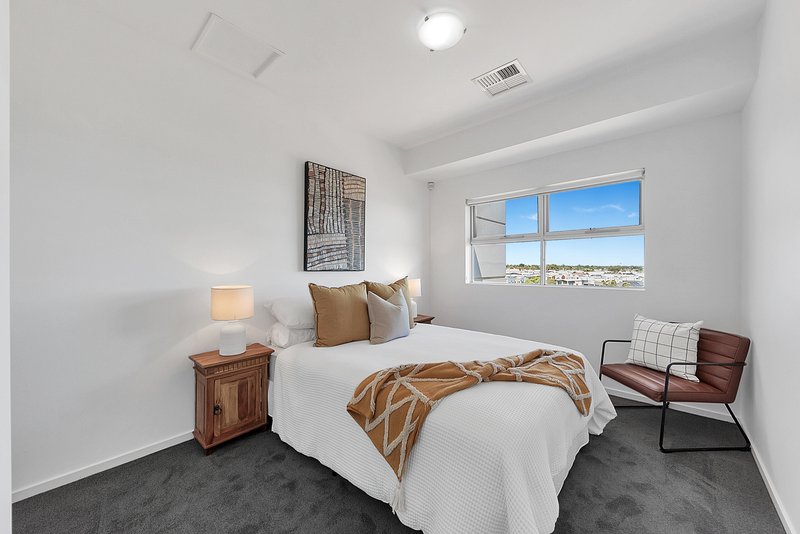 Photo - 34/44-48 Metro Parade, Mawson Lakes SA 5095 - Image 6