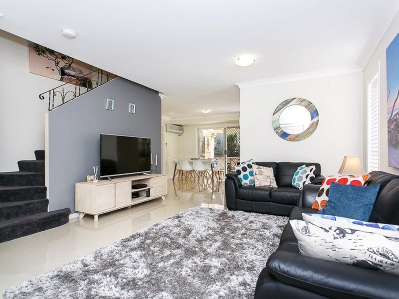 Photo - 34/480 Christine Avenue, Robina QLD 4226 - Image 3