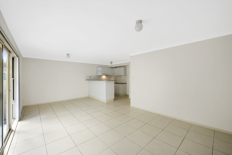 Photo - 3/45 Brougham Street, East Gosford NSW 2250 - Image 5