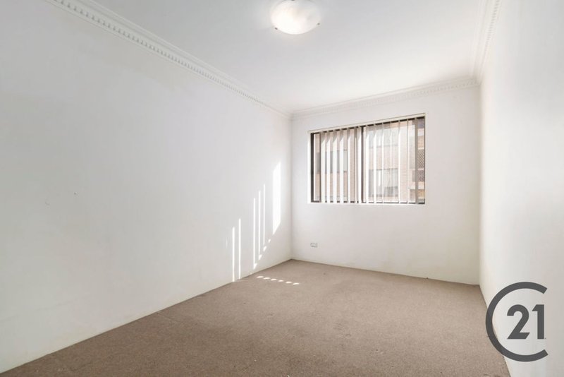 Photo - 3/45 Castlereagh Street, Liverpool NSW 2170 - Image 3