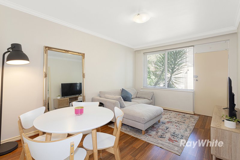 Photo - 3/45 Coorigil Road, Carnegie VIC 3163 - Image 3