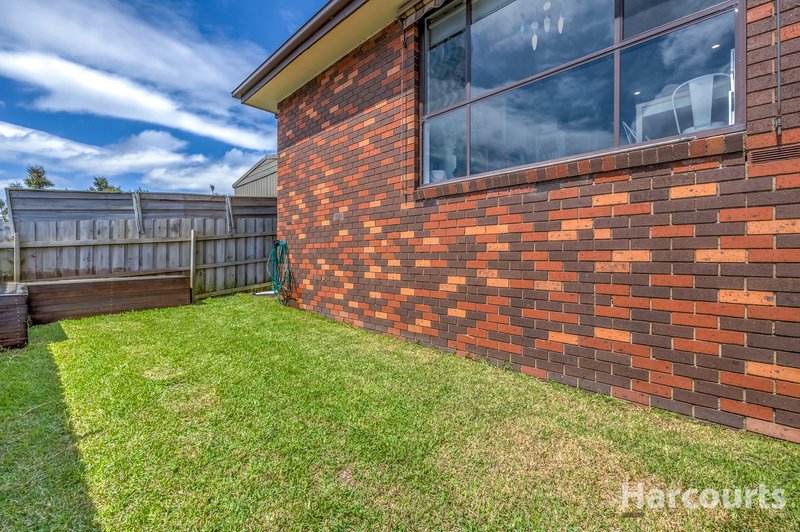 Photo - 3/45 Dinwoodie Drive, Newborough VIC 3825 - Image 8