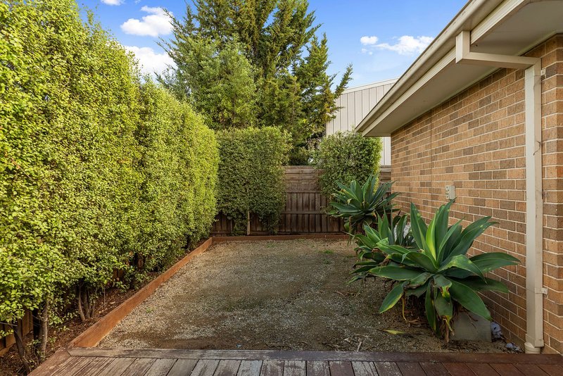 Photo - 3/45 Holts Lane, Darley VIC 3340 - Image 12