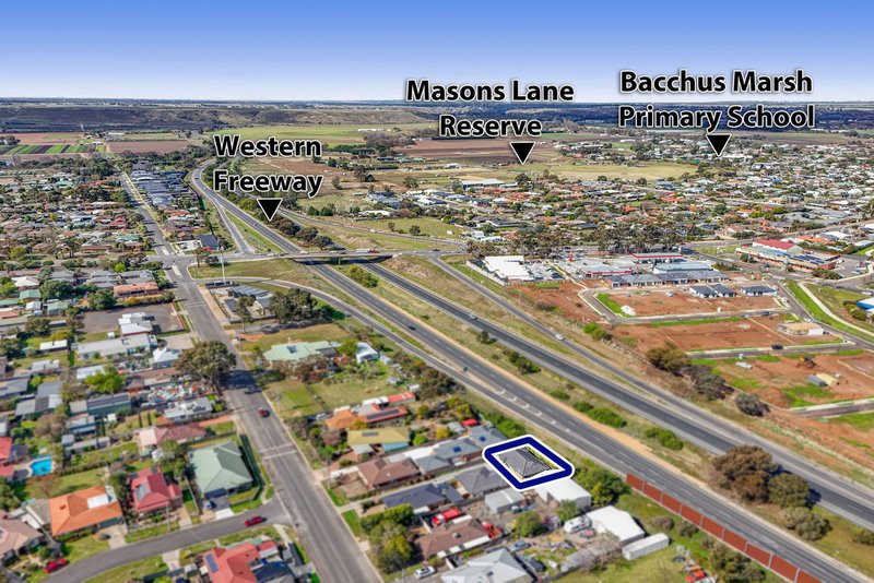 Photo - 3/45 Holts Lane, Darley VIC 3340 - Image 18