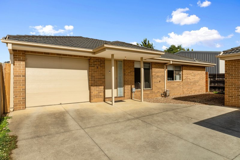 Photo - 3/45 Holts Lane, Darley VIC 3340 - Image 21
