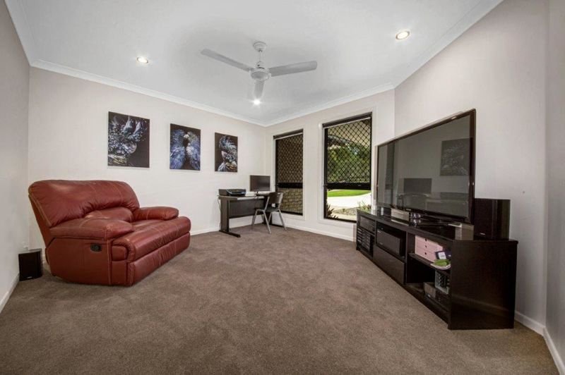 Photo - 345 Jim Whyte Way, Burua QLD 4680 - Image 7