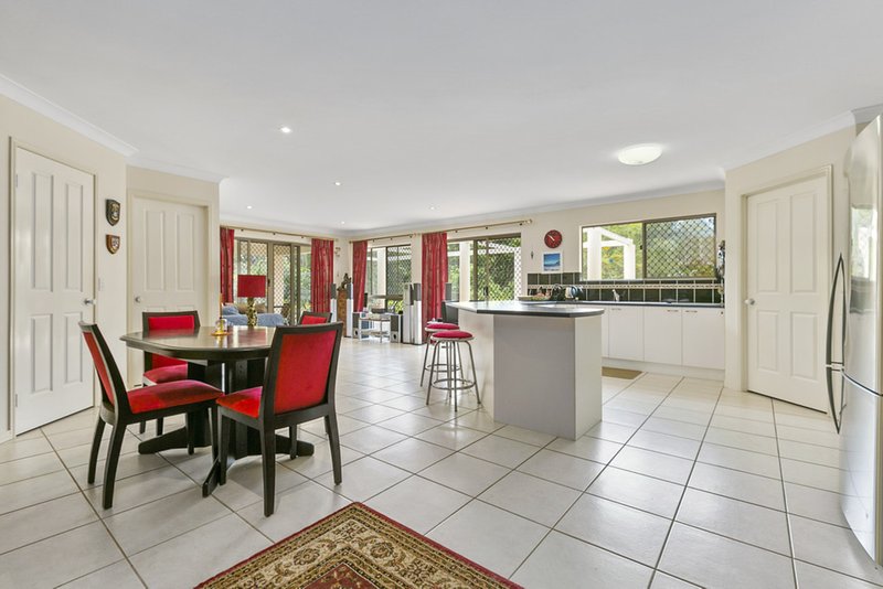 Photo - 345 Louis Bazzo Drive, Pomona QLD 4568 - Image 8