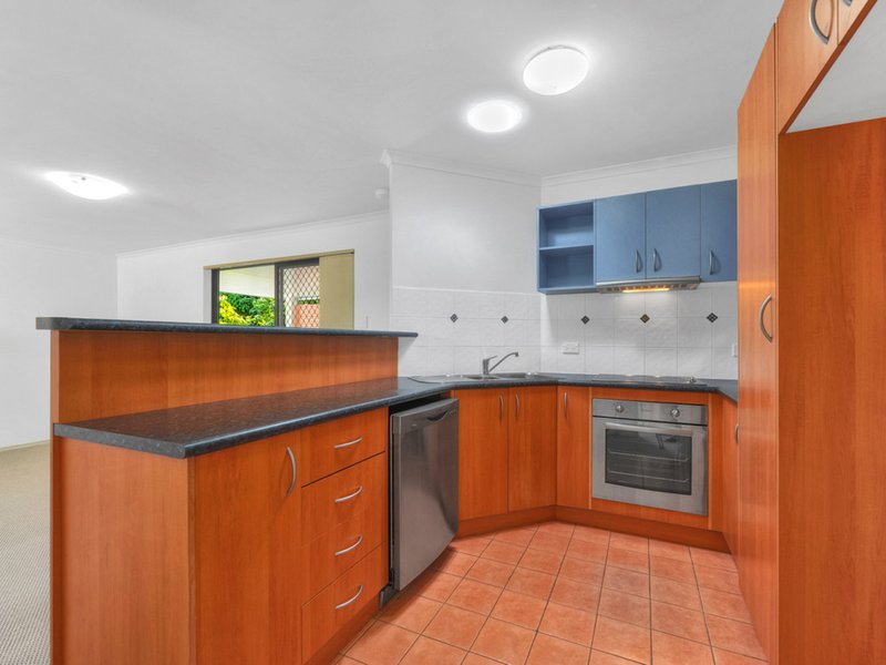 Photo - 3/45 Mott Street, Gaythorne QLD 4051 - Image 5