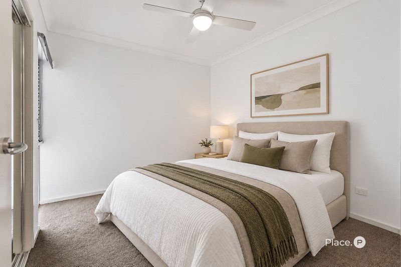 Photo - 3/45 Railway Avenue, Indooroopilly QLD 4068 - Image 9