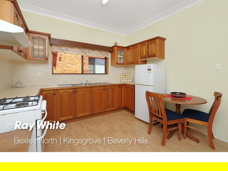 Photo - 345 William Street, Kingsgrove NSW 2208 - Image 5