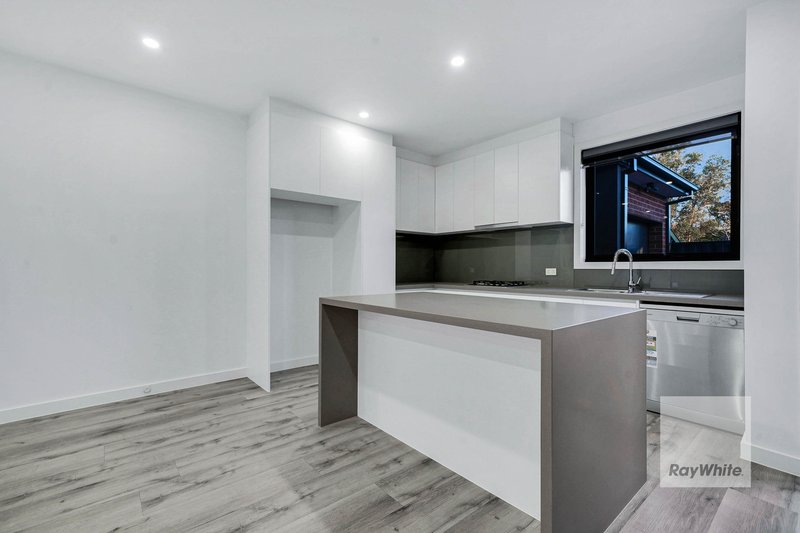 Photo - 3/46 Broadmeadows Road, Tullamarine VIC 3043 - Image 5