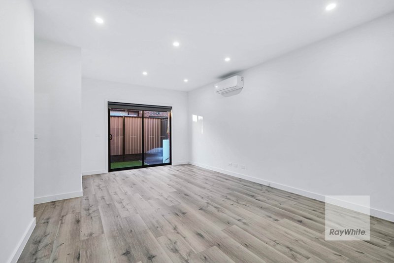 Photo - 3/46 Broadmeadows Road, Tullamarine VIC 3043 - Image 8