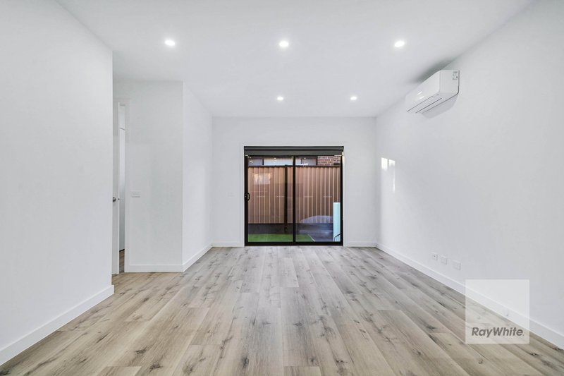 Photo - 3/46 Broadmeadows Road, Tullamarine VIC 3043 - Image 9