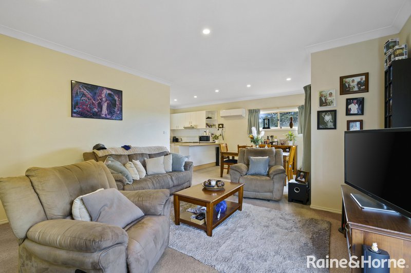 Photo - 3/46 Brougham Street, East Gosford NSW 2250 - Image 3