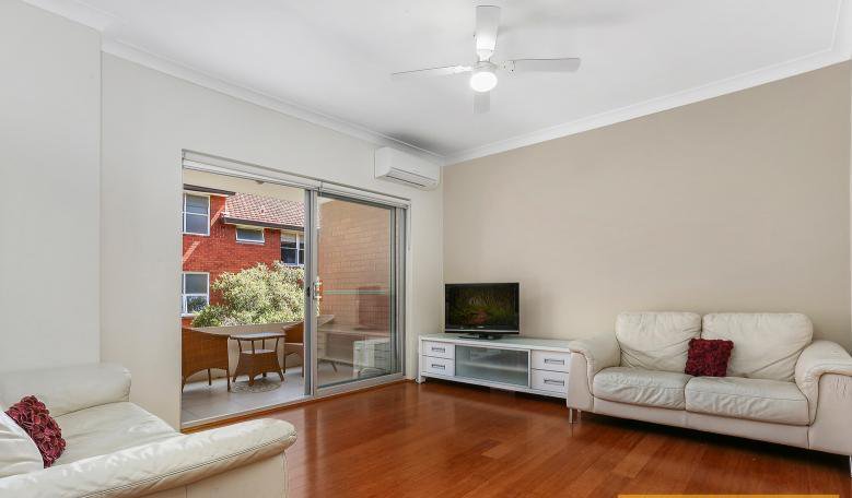 Photo - 3/46 Oatley Avenue, Oatley NSW 2223 - Image 2