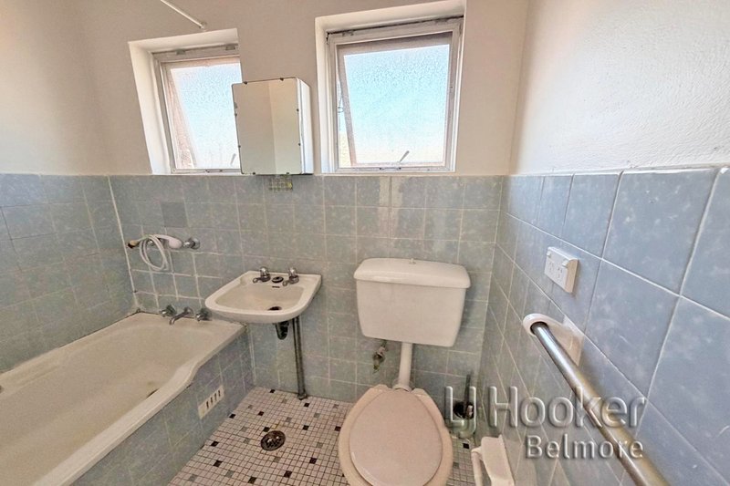 Photo - 3/46 Stoddart Street, Roselands NSW 2196 - Image 6