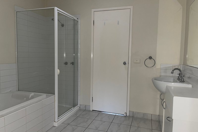 Photo - 3/46 Torquay Road, Belmont VIC 3216 - Image 8