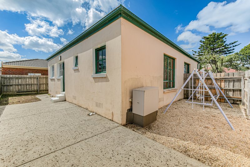 Photo - 3/46 Wedge Street, Epping VIC 3076 - Image 10