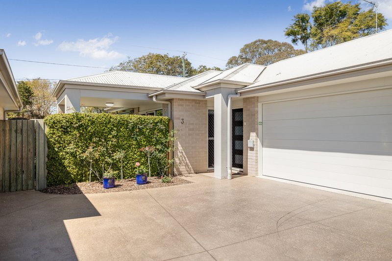 Photo - 3/47 Entabeni Drive, Kearneys Spring QLD 4350 - Image 1