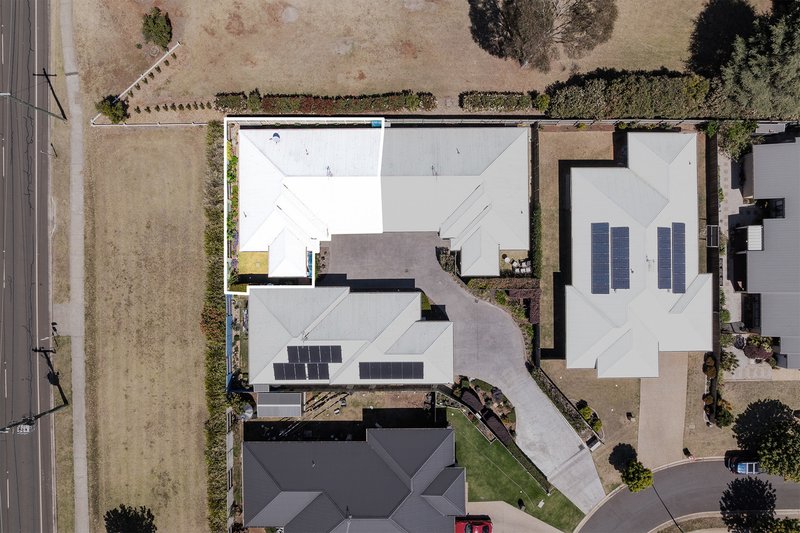 Photo - 3/47 Entabeni Drive, Kearneys Spring QLD 4350 - Image 23